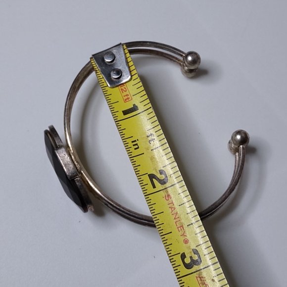 Vintage Metal Open Bangle - Picture 13 of 14
